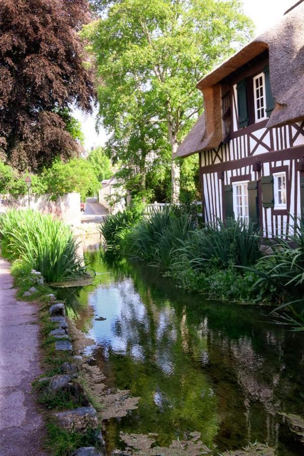 Bel Appartement Centre Veules Les Roses 1 Chambre Mer 300 M Dış mekan fotoğraf